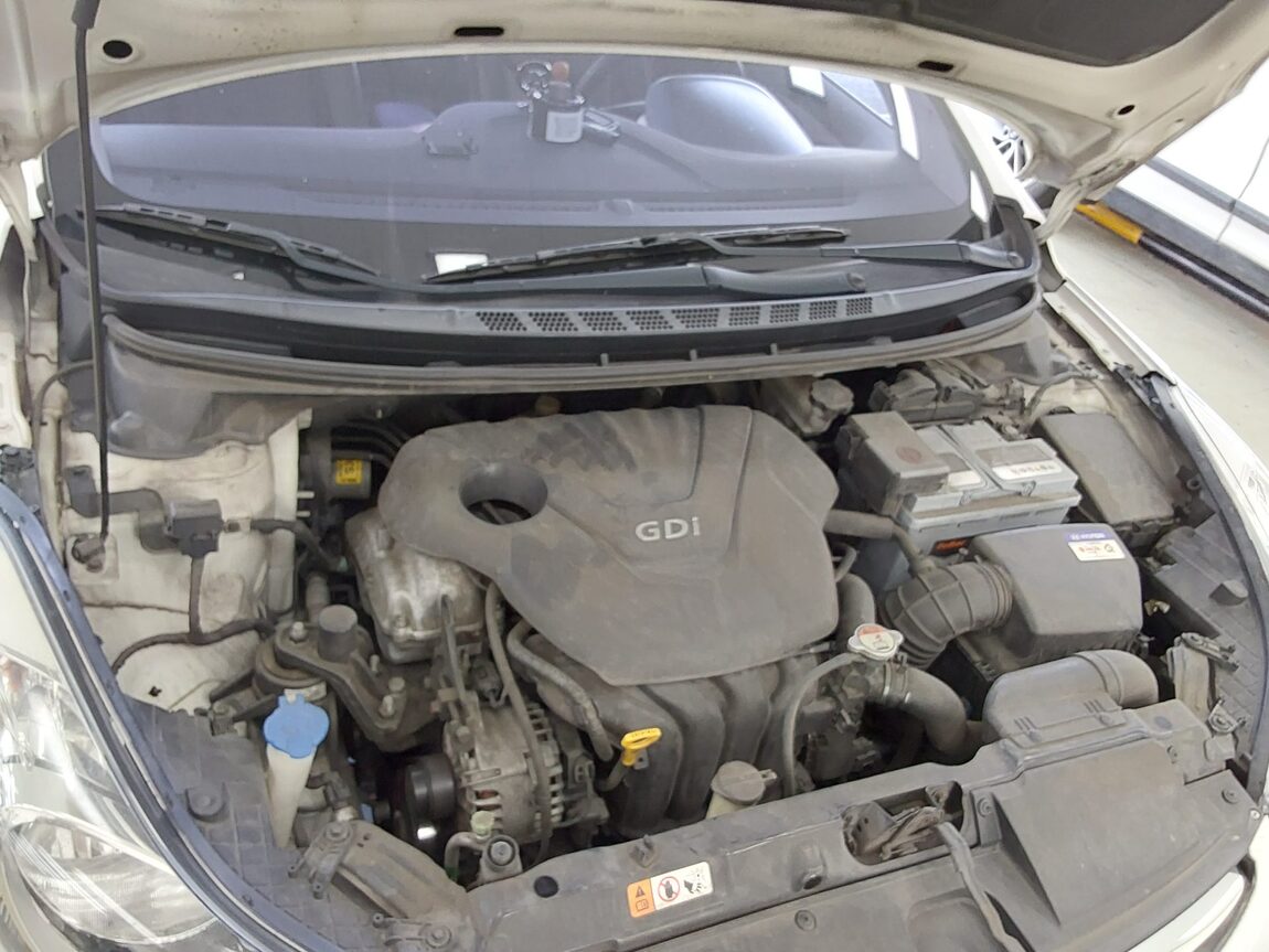 HYUNDAI AVANTE MD M16 GDi BLUE SAVER 2012 - zdjęcie 19