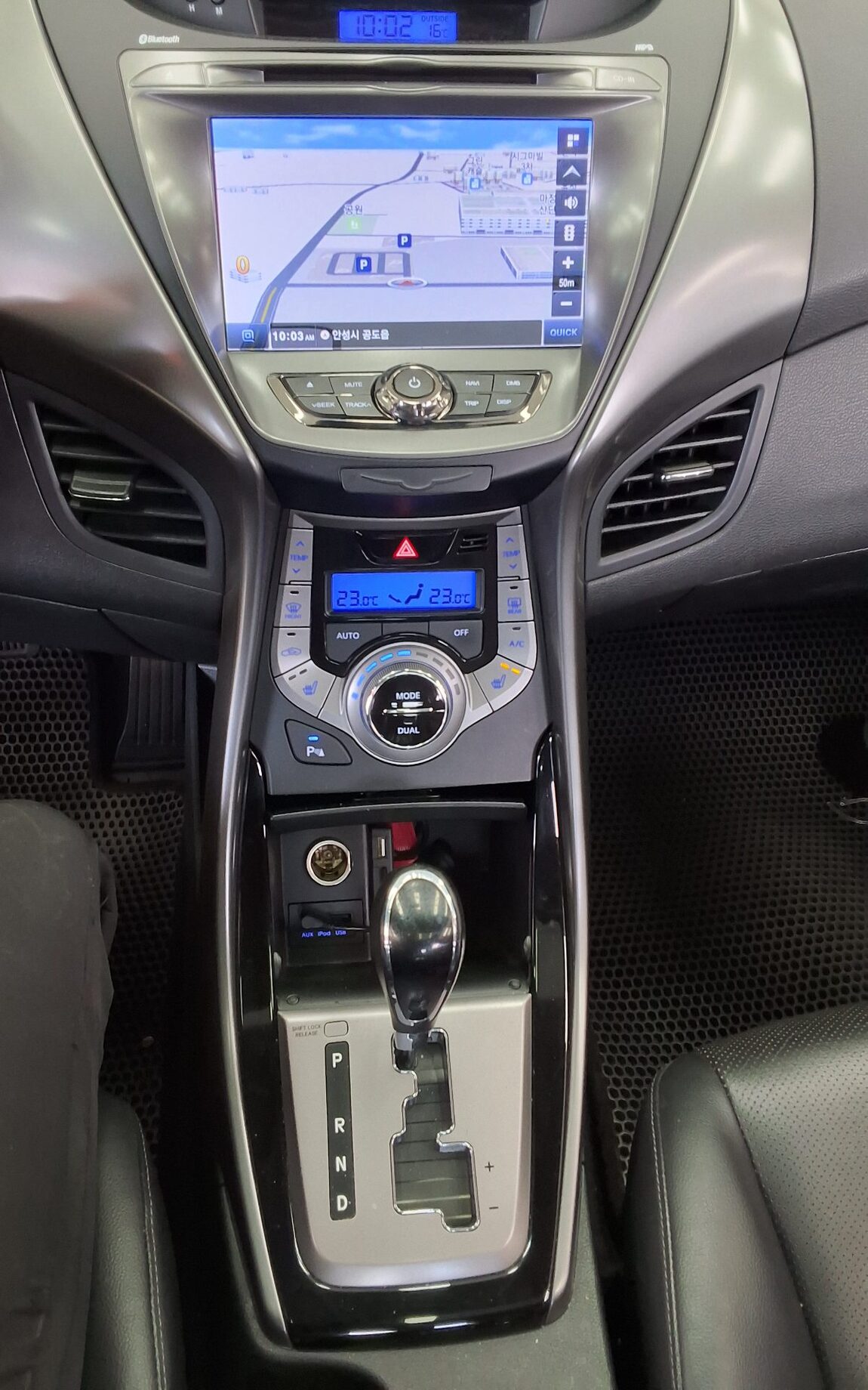 HYUNDAI AVANTE MD M16 GDi MODERN 2014 - zdjęcie 18