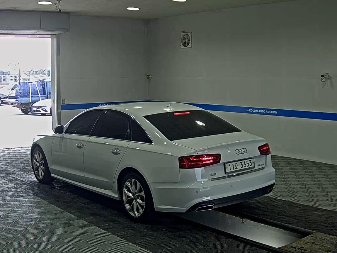 AUDI A6 (4TH GEN) 35 TDI PREMIUM 2016 - zdjęcie 6