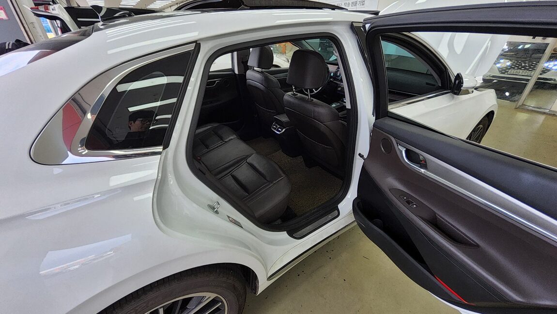 HYUNDAI THE NEW GRANDEUR IG GASOLINE 2.5 PREMIUM CHOICE 2020 - zdjęcie 13