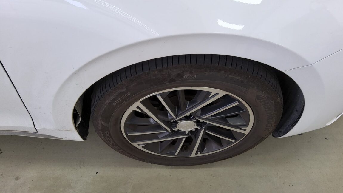 HYUNDAI THE NEW GRANDEUR IG GASOLINE 2.5 PREMIUM CHOICE 2020 - zdjęcie 25