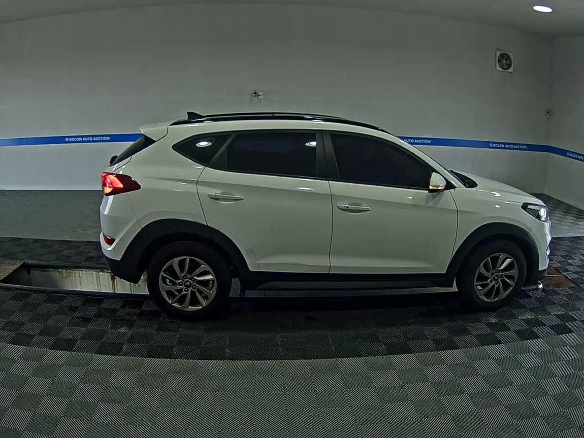 HYUNDAI ALL NEW TUCSON DIESEL 1.7 2WD STYLE 2016 - zdjęcie 4