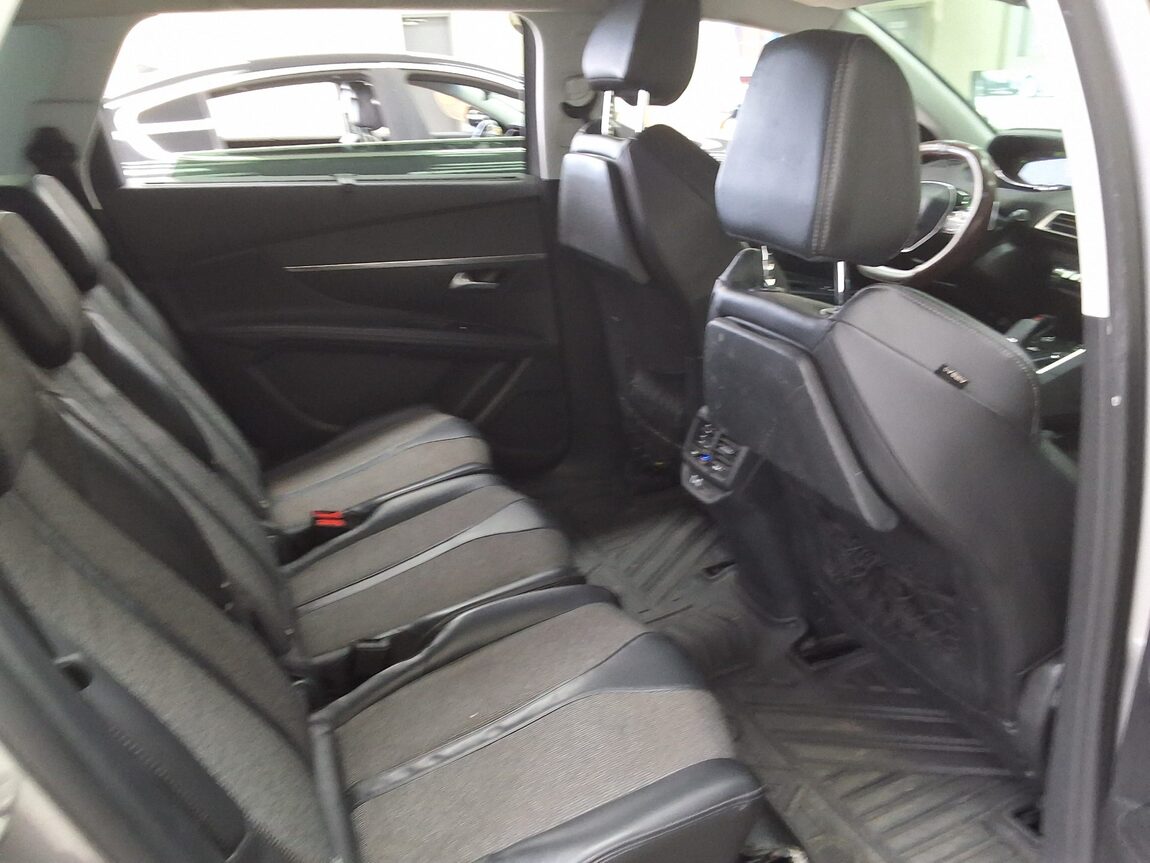 PEUGEOT 5008 (2ND GEN) 1.6 BlueHDi ALLURE 2018 - zdjęcie 14