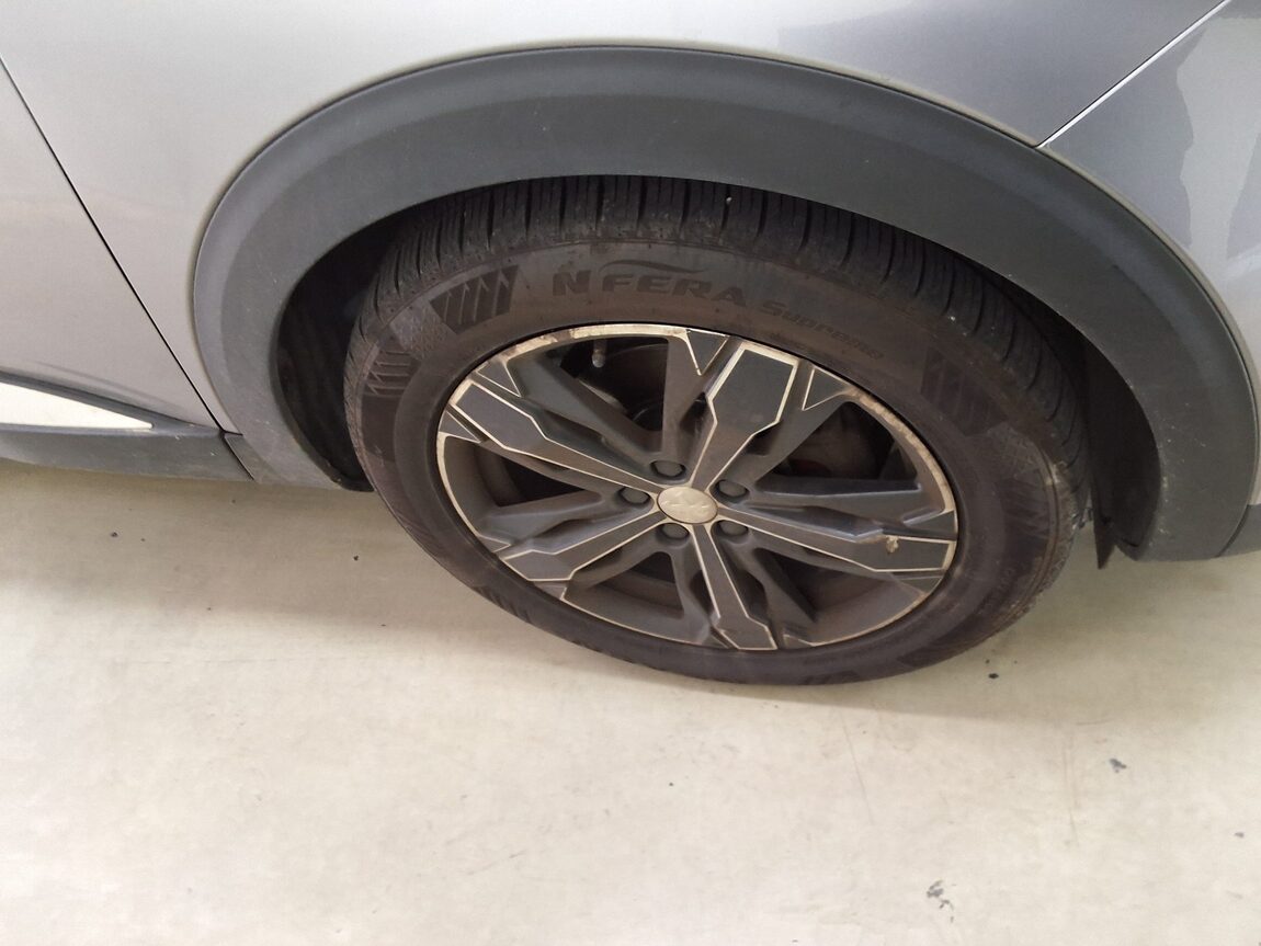 PEUGEOT 5008 (2ND GEN) 1.6 BlueHDi ALLURE 2018 - zdjęcie 20