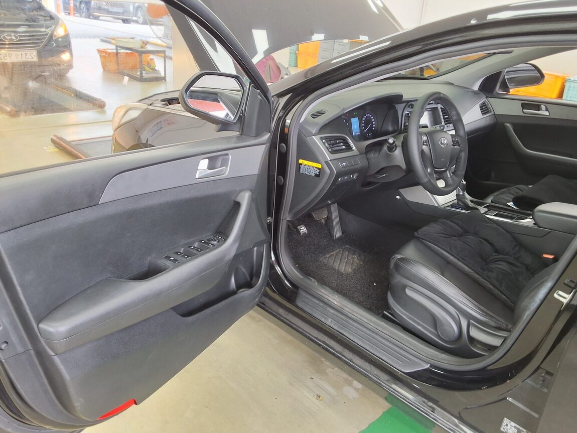HYUNDAI LF SONATA LPi RENTAL CAR SMART 2015 - zdjęcie 10