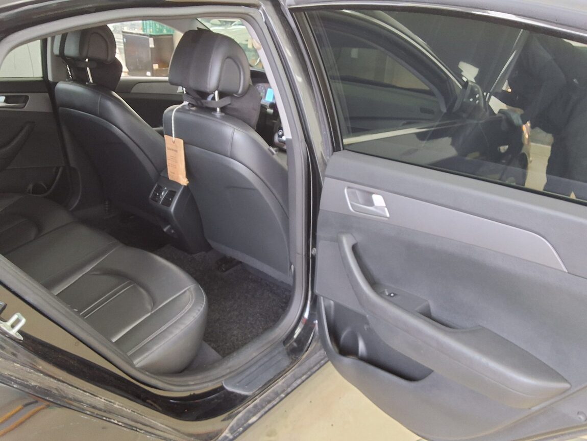 HYUNDAI LF SONATA LPi RENTAL CAR SMART 2015 - zdjęcie 13