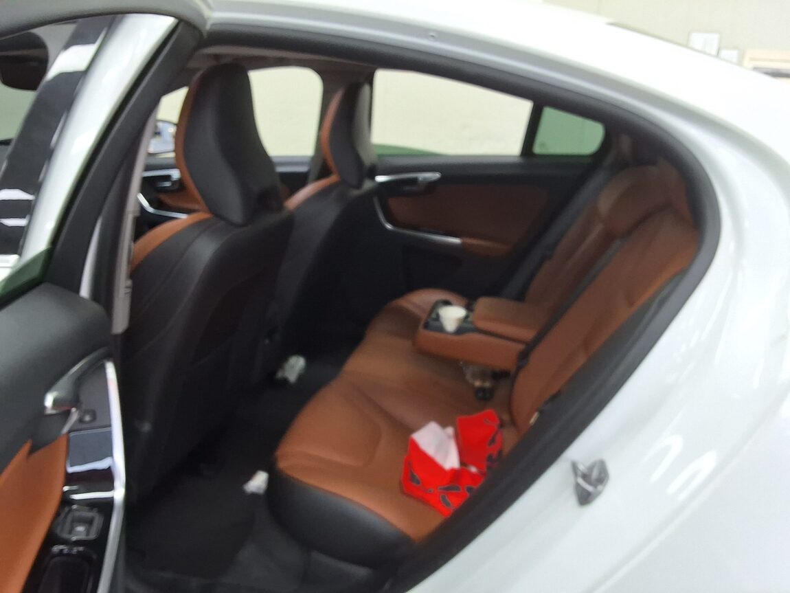 VOLVO S60 (2ND GEN) T5 SUMMUM 2018 - zdjęcie 13