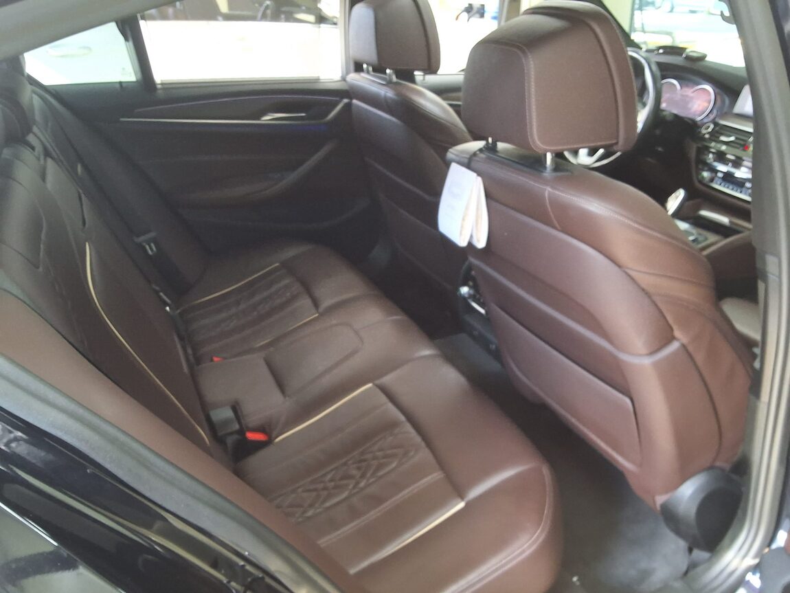 BMW 5 SERIES (7TH GEN) 520d M SPORT PACK PLUS 2018 - zdjęcie 14