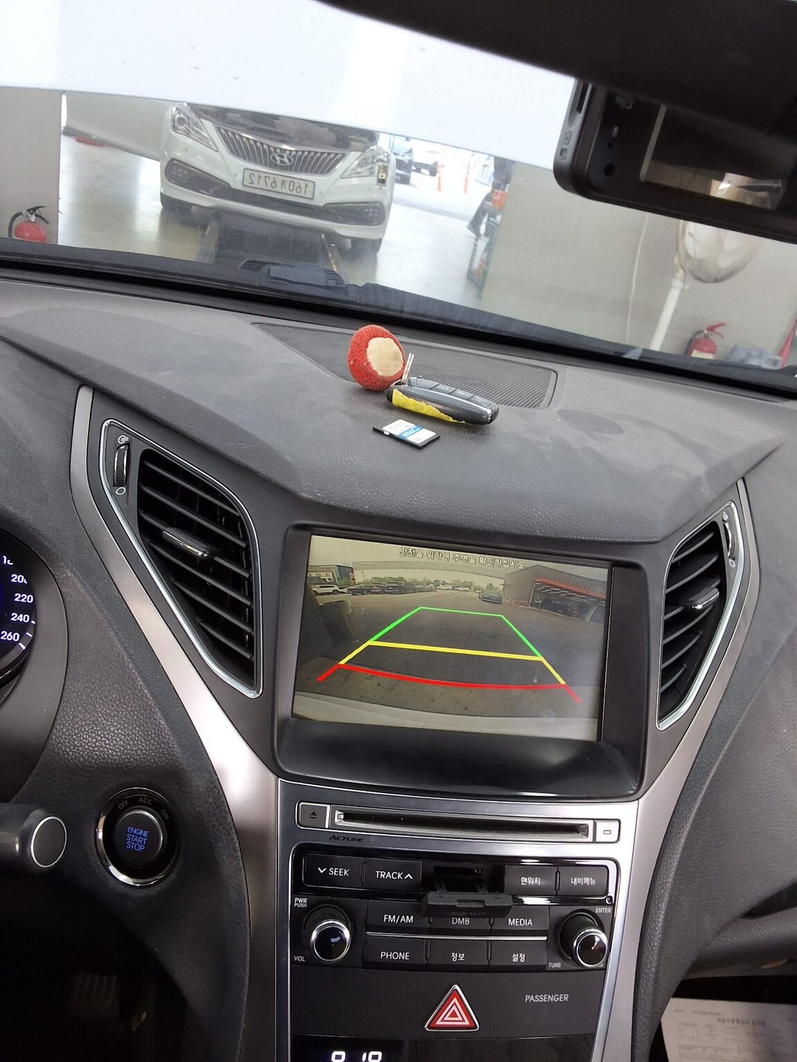 HYUNDAI GRANDEUR HG DIESEL HG 220 PREMIUM 2016 - zdjęcie 18