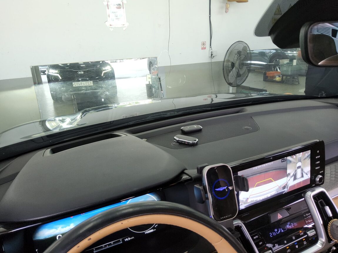 KIA NEW SORENTO (MQ4) 2.2 DIESEL 2WD NOBLESSE 2021 - zdjęcie 18