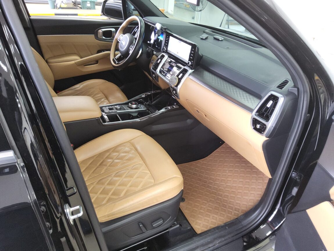KIA NEW SORENTO (MQ4) 2.2 DIESEL 2WD NOBLESSE 2021 - zdjęcie 14