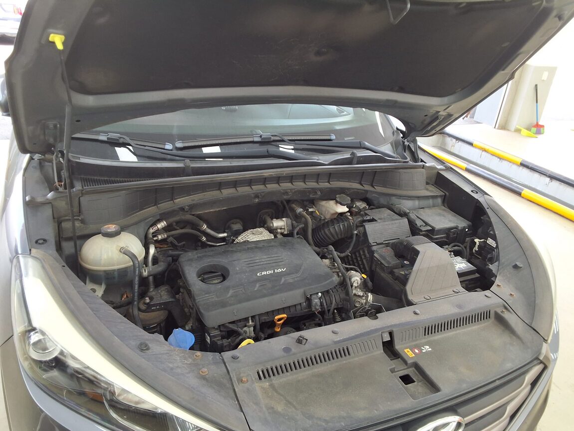 HYUNDAI ALL NEW TUCSON DIESEL 1.7 2WD MODERN 2016 - zdjęcie 18