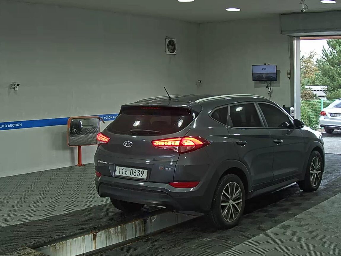 HYUNDAI ALL NEW TUCSON DIESEL 1.7 2WD MODERN 2016 - zdjęcie 5