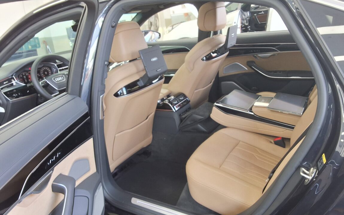 AUDI A8 (4TH GEN) L 50 TDI QUATTRO 2021 - zdjęcie 12
