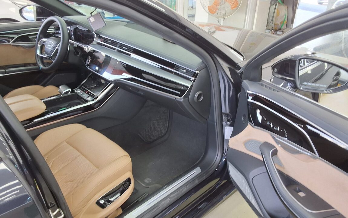 AUDI A8 (4TH GEN) L 50 TDI QUATTRO 2021 - zdjęcie 14