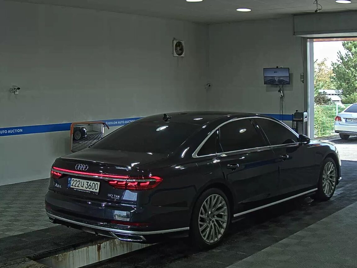 AUDI A8 (4TH GEN) L 50 TDI QUATTRO 2021 - zdjęcie 5