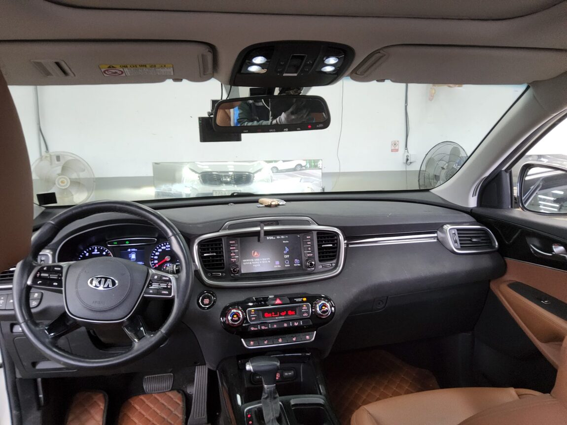 KIA THE NEW SORENTO DIESEL R2.0 2WD NOBLESSE 2020 - zdjęcie 11