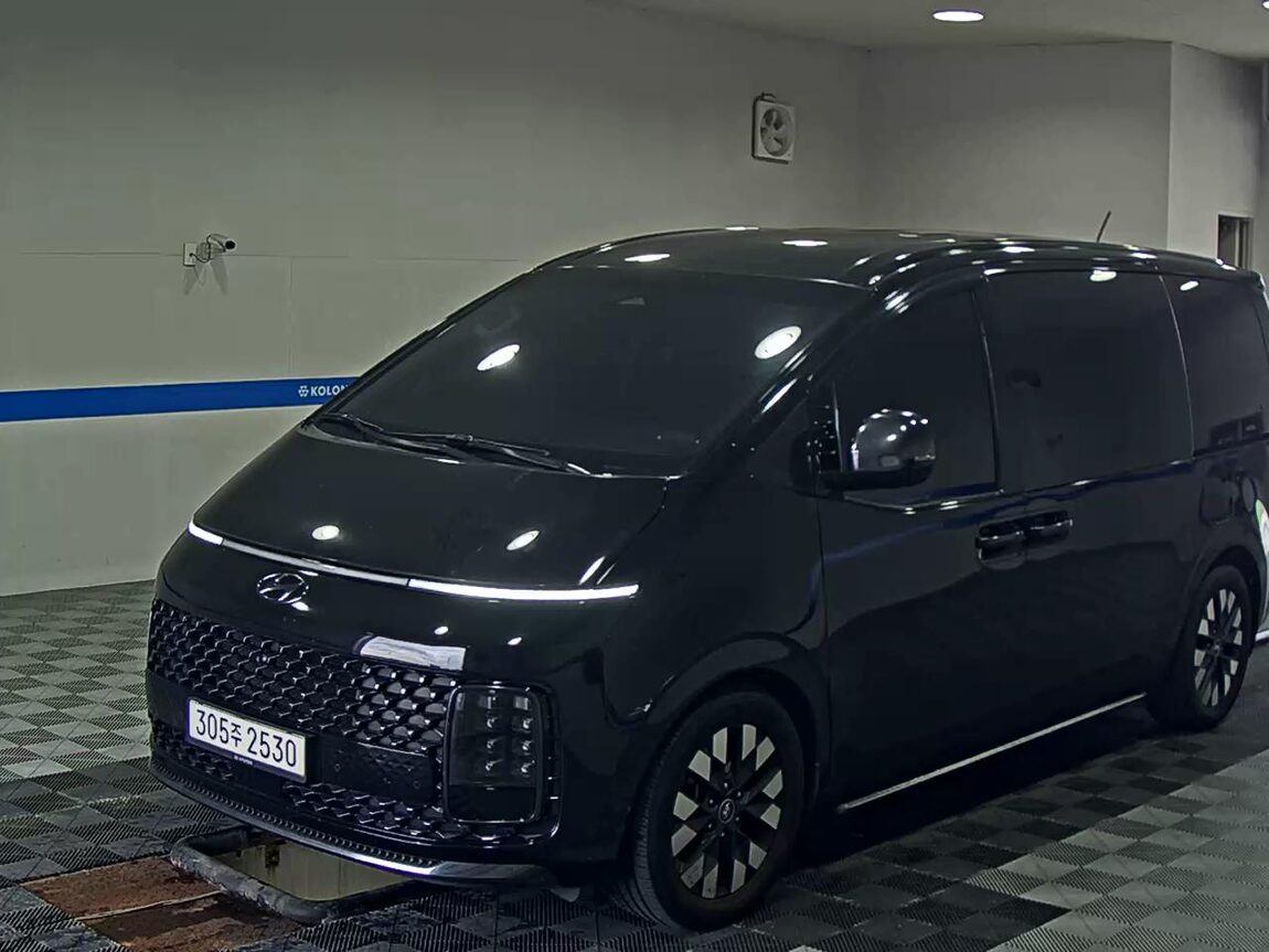 HYUNDAI STARIA 3.5 LPG LOUNGE 7-SEATER INSPIRATION 2022 - zdjęcie 2