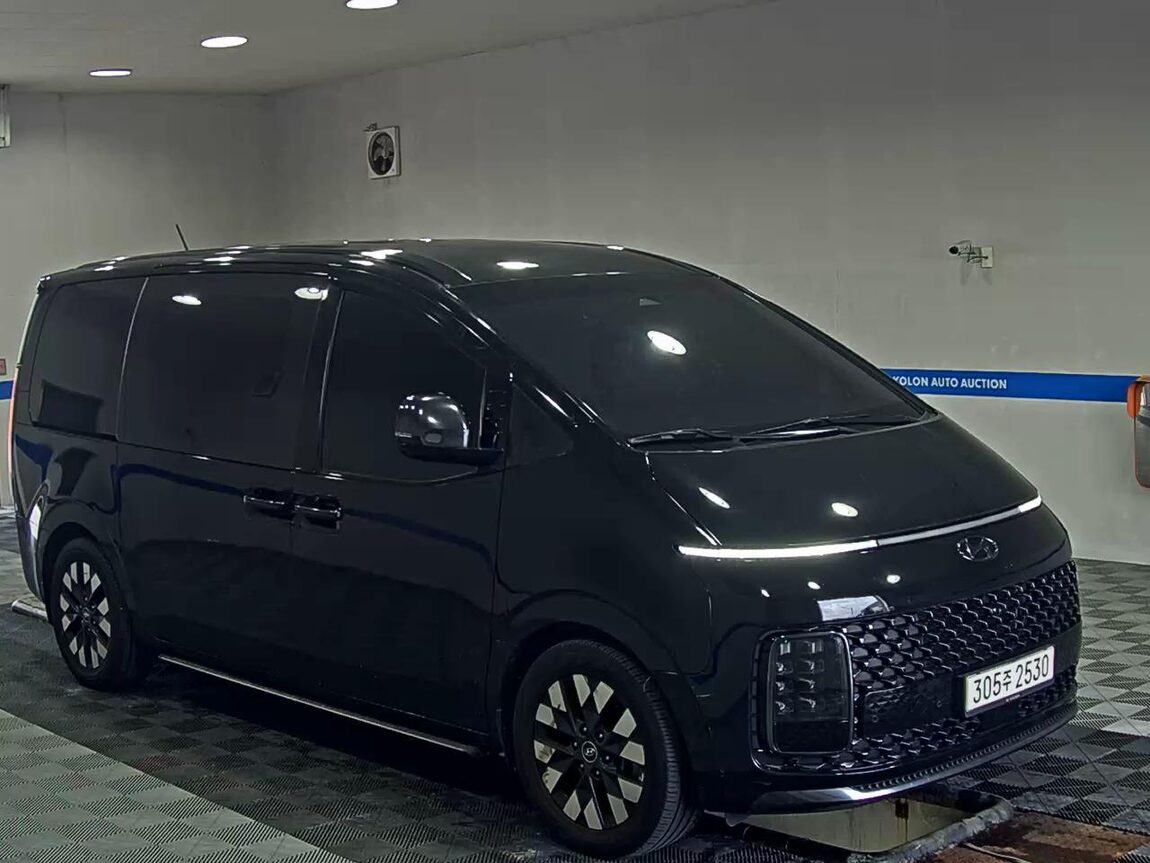 HYUNDAI STARIA 3.5 LPG LOUNGE 7-SEATER INSPIRATION 2022 - zdjęcie 3