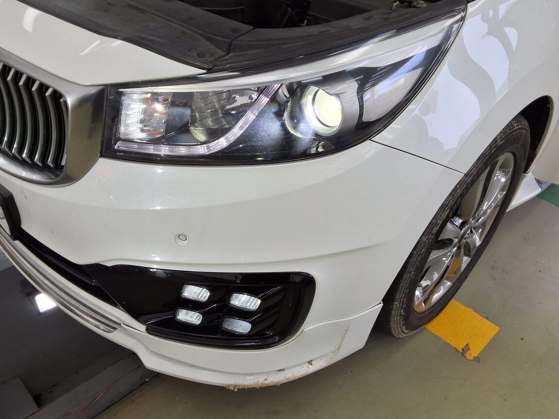 KIA ALL NEW CARNIVAL 9-SEATER DIESEL PRESTIGE 2016 - zdjęcie 26
