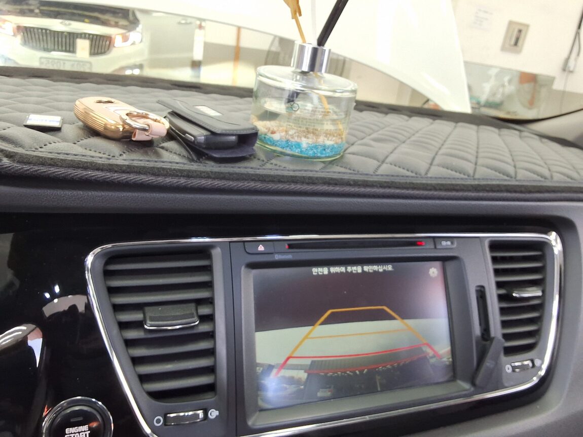 KIA ALL NEW CARNIVAL 9-SEATER DIESEL PRESTIGE 2016 - zdjęcie 19