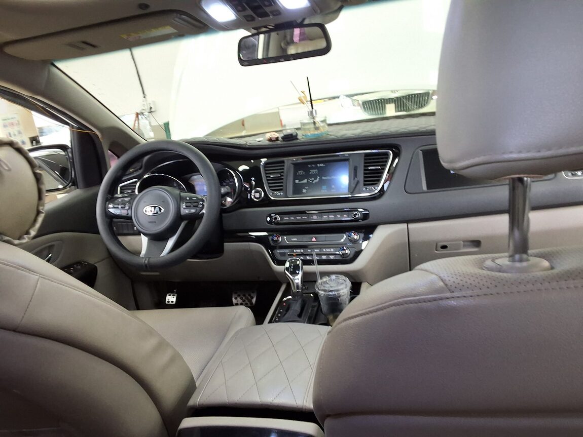 KIA ALL NEW CARNIVAL 9-SEATER DIESEL PRESTIGE 2016 - zdjęcie 11