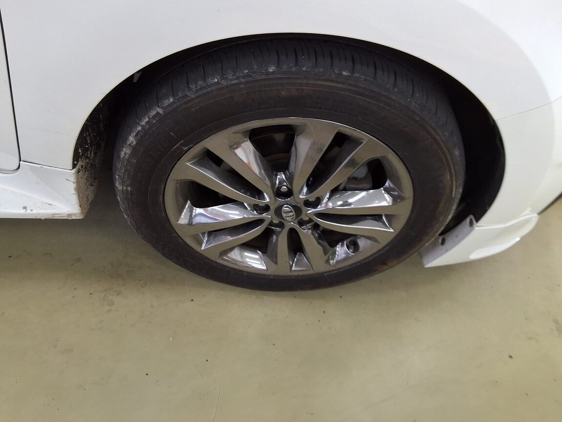 KIA ALL NEW CARNIVAL 9-SEATER DIESEL PRESTIGE 2016 - zdjęcie 24