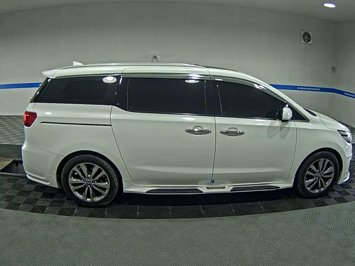 KIA ALL NEW CARNIVAL 9-SEATER DIESEL PRESTIGE 2016 - zdjęcie 4
