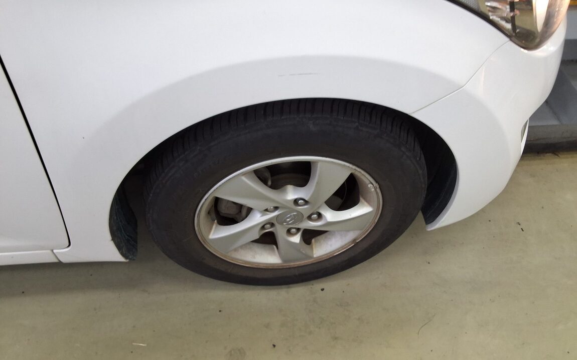 HYUNDAI AVANTE MD M16 GDi DELUXE 2012 - zdjęcie 25
