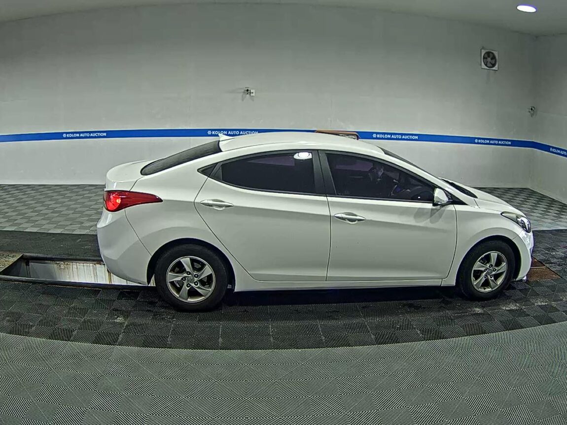 HYUNDAI AVANTE MD M16 GDi DELUXE 2012 - zdjęcie 4