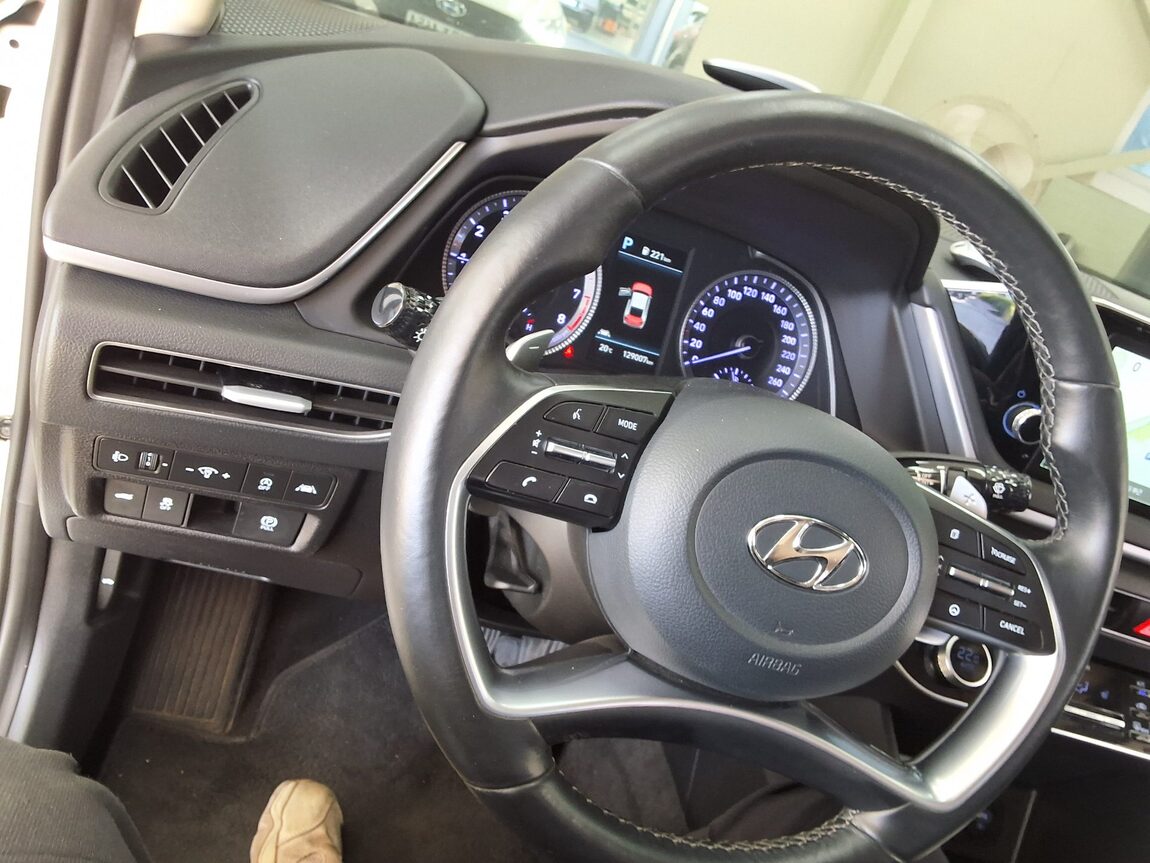 HYUNDAI SONATA (DN8) G2.0 MODERN 2022 - zdjęcie 23