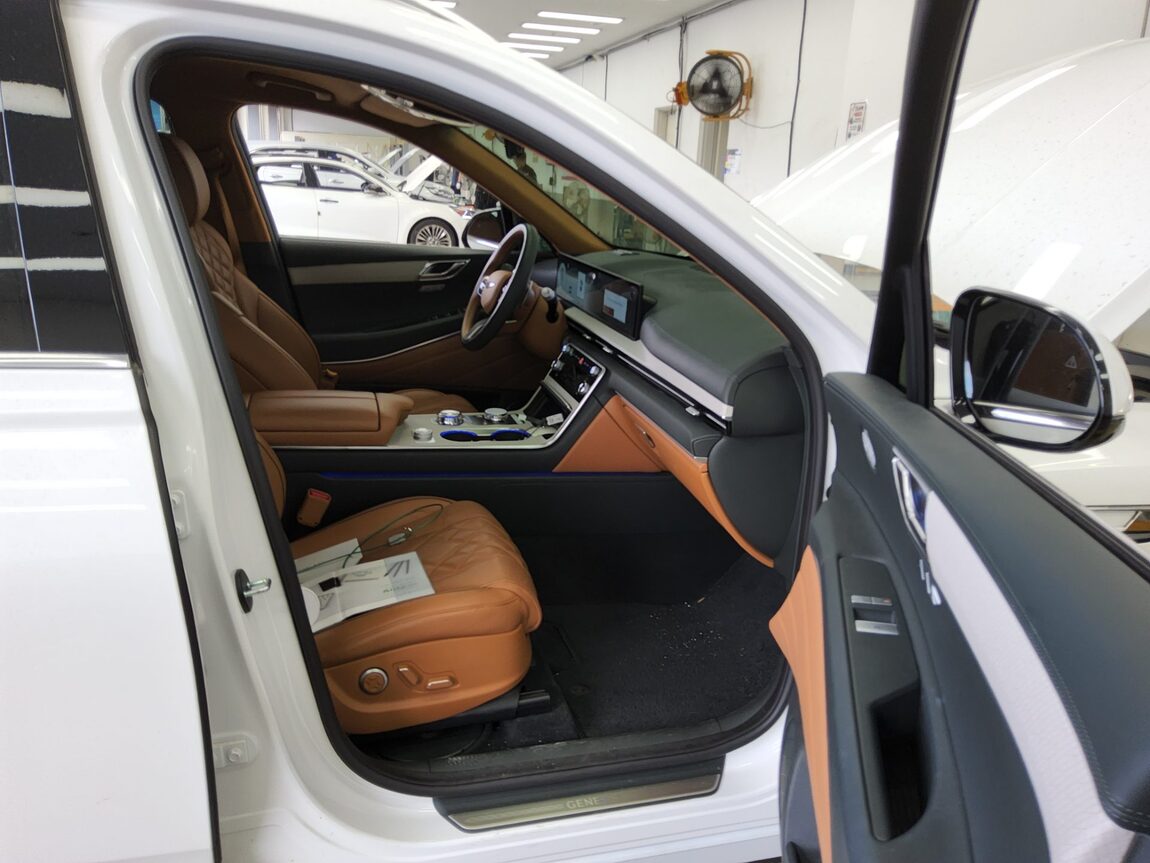 GENESIS NEW GV80 2.5 GASOLINE AWD BASE MODEL 2025 - zdjęcie 14