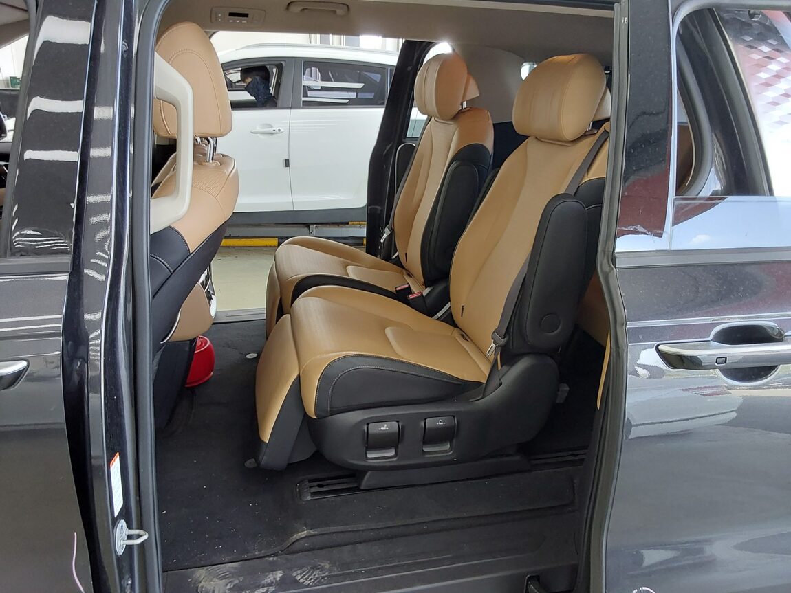 KIA NEW CARNIVAL (KA4) 7-SEATER GASOLINE NOBLESSE 2022 - zdjęcie 12