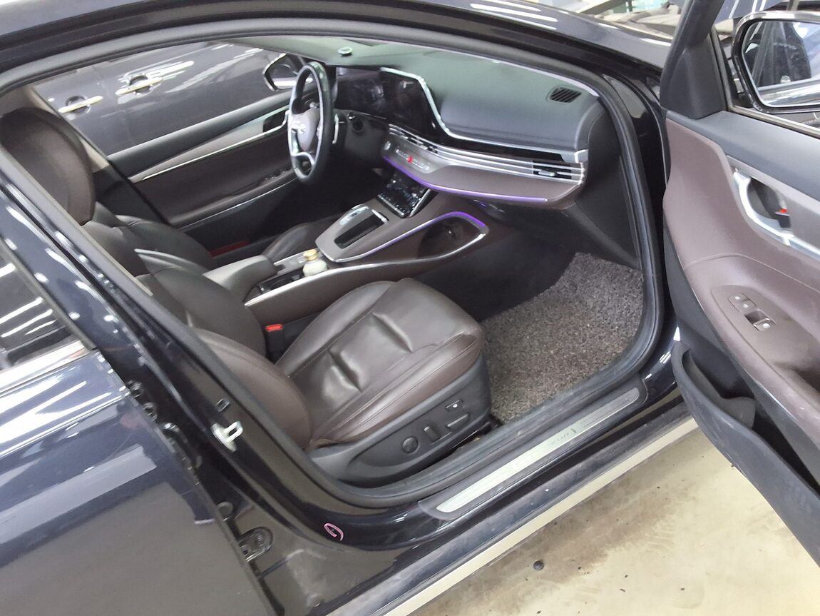HYUNDAI THE NEW GRANDEUR IG GASOLINE 2.5 EXCLUSIVE 2020 - zdjęcie 14