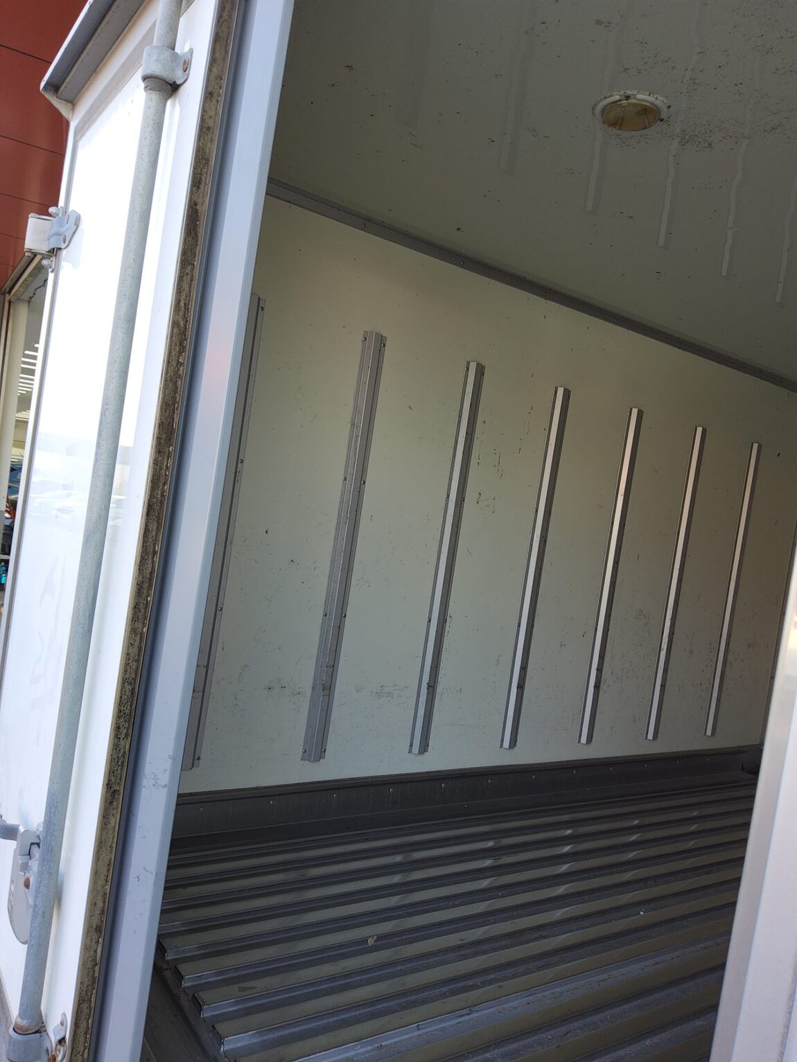 KIA BONGO III CARGO REFRIGERATED BOX TRUCK 2016 - zdjęcie 17