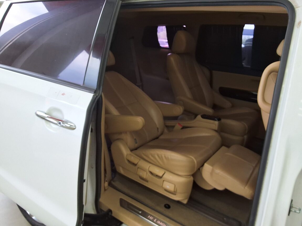 KIA THE NEW CARNIVAL HI-LIMOUSINE 7-SEATER DIESEL PRESIDENT 2019 - zdjęcie 13