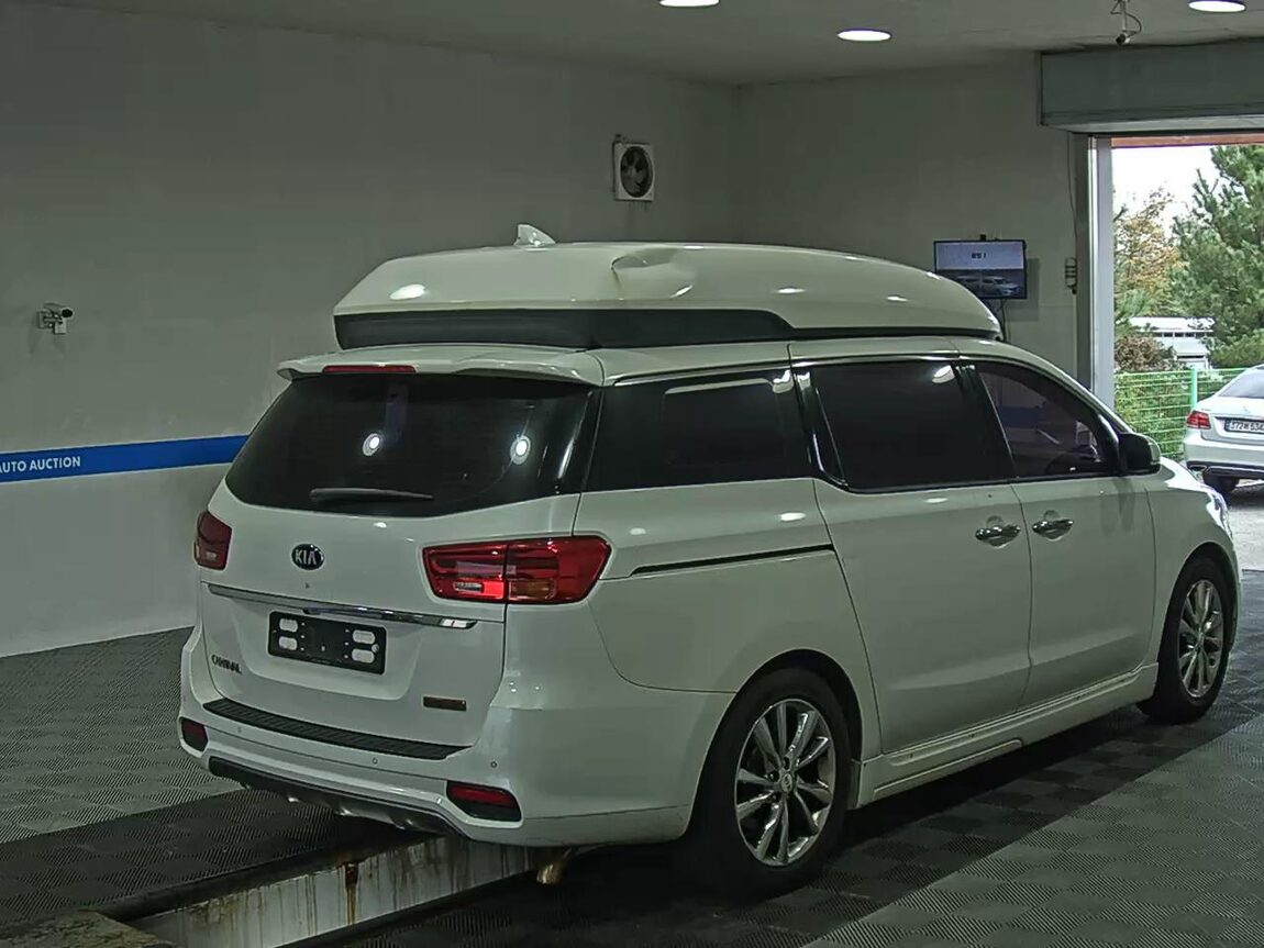 KIA THE NEW CARNIVAL HI-LIMOUSINE 7-SEATER DIESEL PRESIDENT 2019 - zdjęcie 5