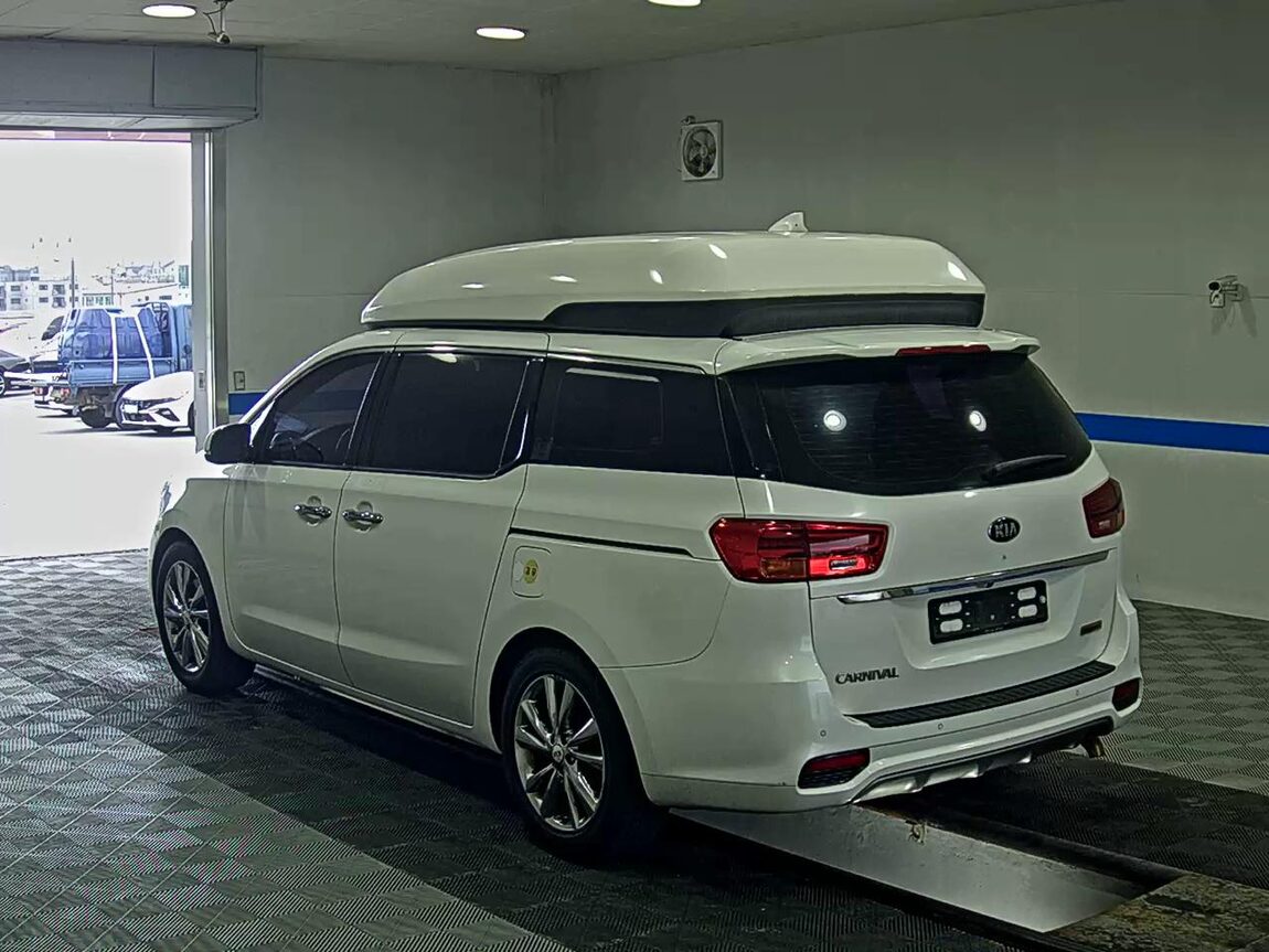 KIA THE NEW CARNIVAL HI-LIMOUSINE 7-SEATER DIESEL PRESIDENT 2019 - zdjęcie 6