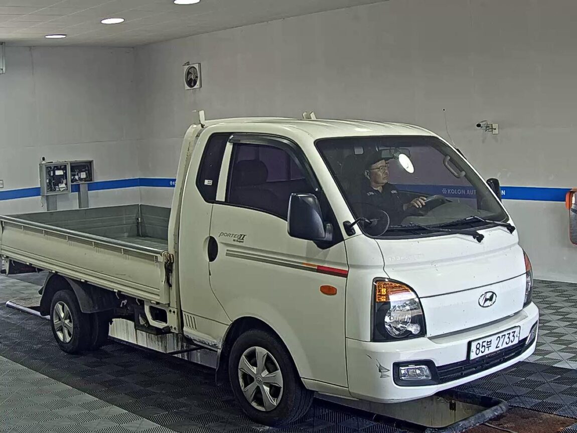 HYUNDAI PORTER II CRDi SUPER CAB EXTRA LONG WHEELBASE HIGH SUPER 2015 - zdjęcie 3