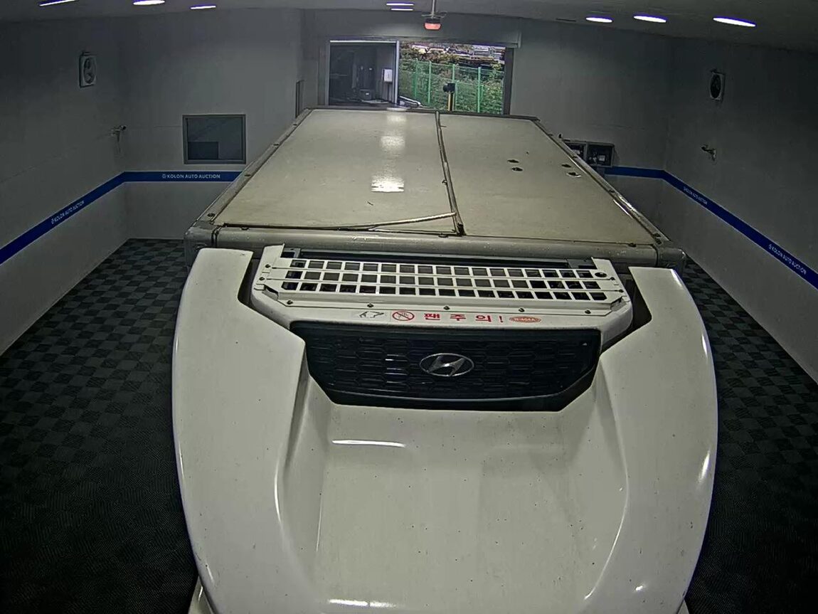HYUNDAI PORTER II HIGH-ROOF REFRIGERATED BOX TRUCK LPG SUPER CAB 2025 - zdjęcie 7
