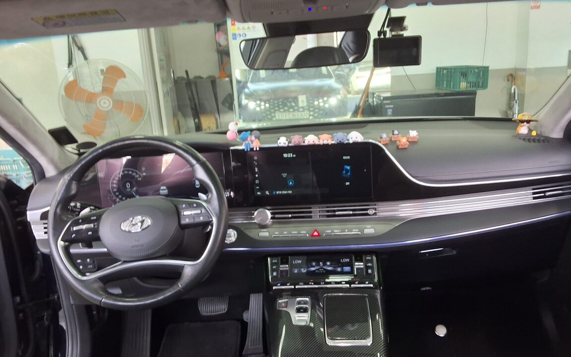 HYUNDAI THE NEW GRANDEUR IG GASOLINE 3.3 CALLIGRAPHY 2020 - zdjęcie 11