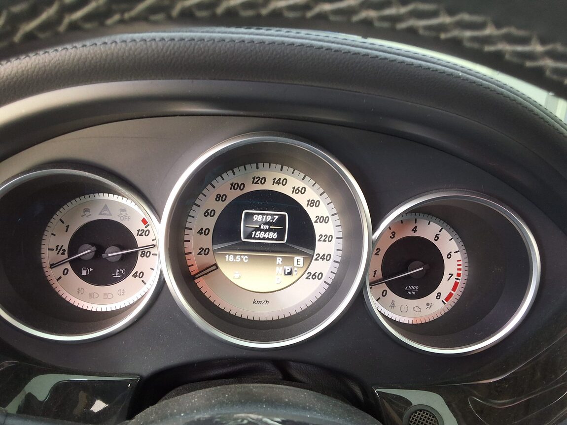 MERCEDES-BENZ CLS-CLASS (2ND GEN) CLS350 BLUEEFFICIENCY 2012 - zdjęcie 10