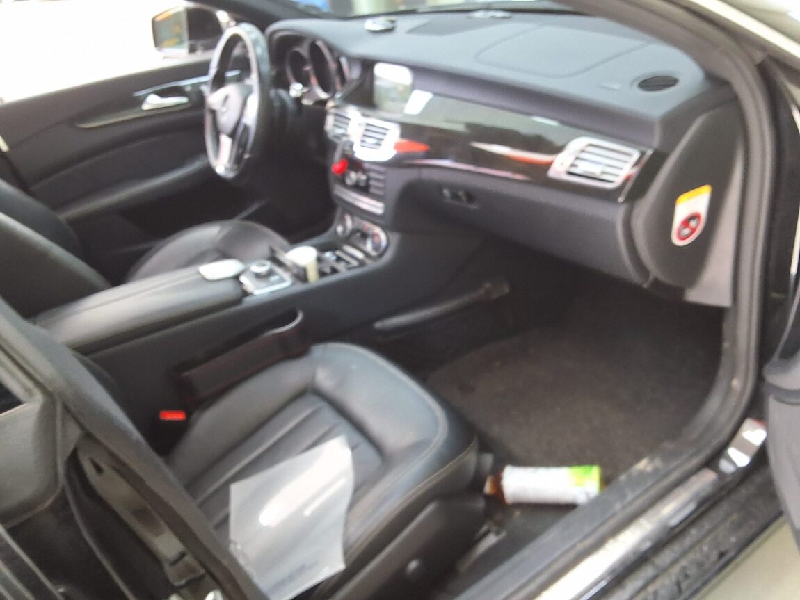 MERCEDES-BENZ CLS-CLASS (2ND GEN) CLS350 BLUEEFFICIENCY 2012 - zdjęcie 15