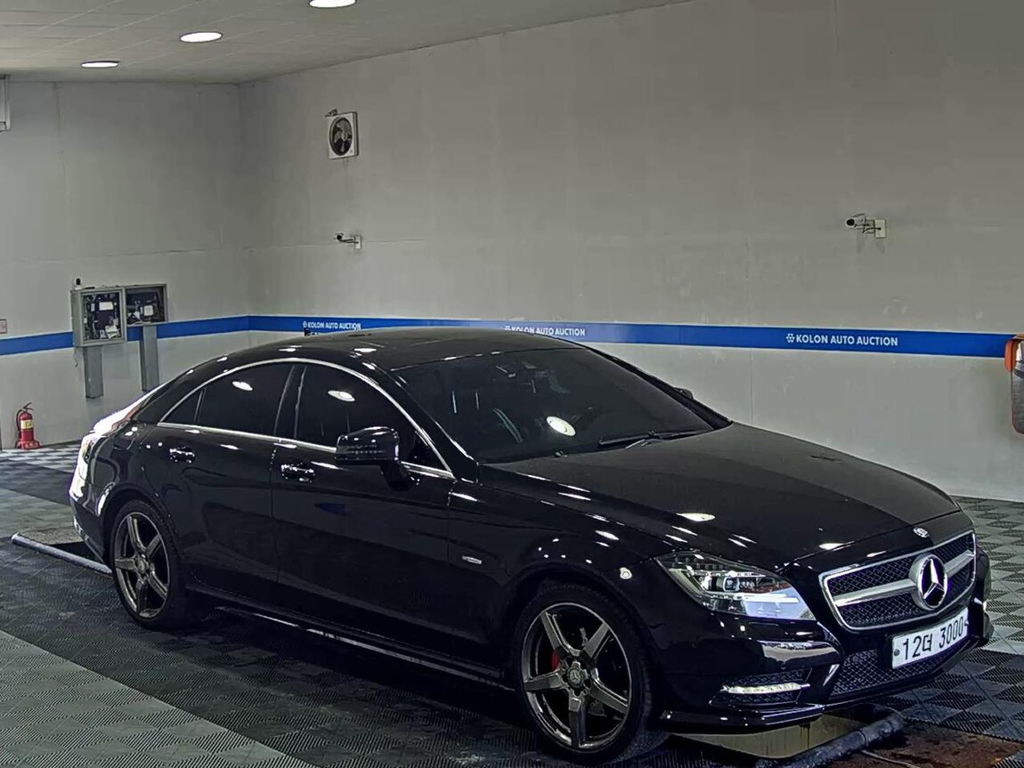 MERCEDES-BENZ CLS-CLASS (2ND GEN) CLS350 BLUEEFFICIENCY 2012 - zdjęcie 3