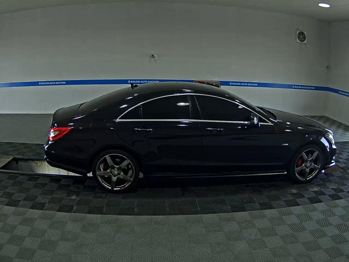 MERCEDES-BENZ CLS-CLASS (2ND GEN) CLS350 BLUEEFFICIENCY 2012 - zdjęcie 4