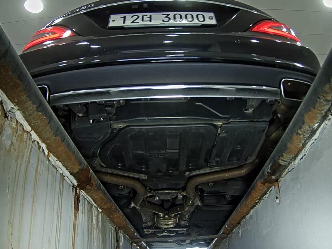MERCEDES-BENZ CLS-CLASS (2ND GEN) CLS350 BLUEEFFICIENCY 2012 - zdjęcie 8