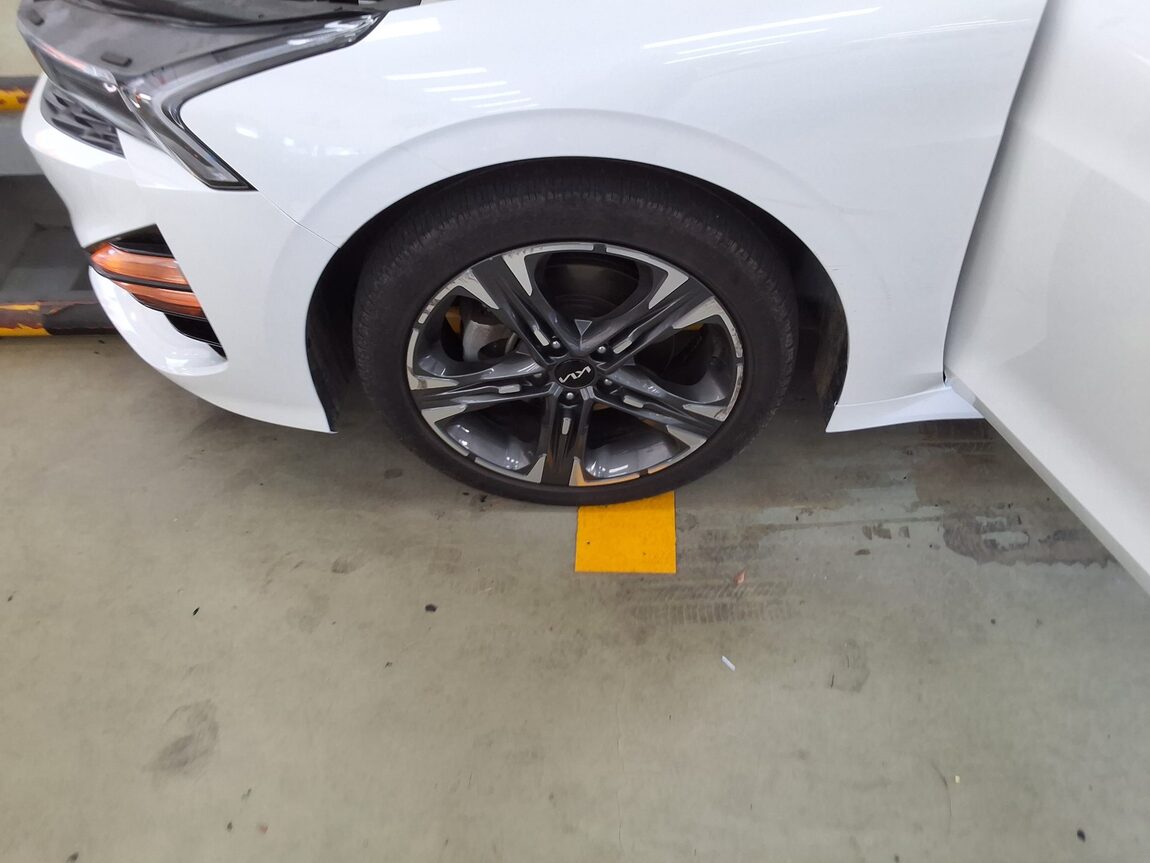 KIA NEW K5 (DL3) 1.6 GASOLINE TURBO PRESTIGE 2023 - zdjęcie 20