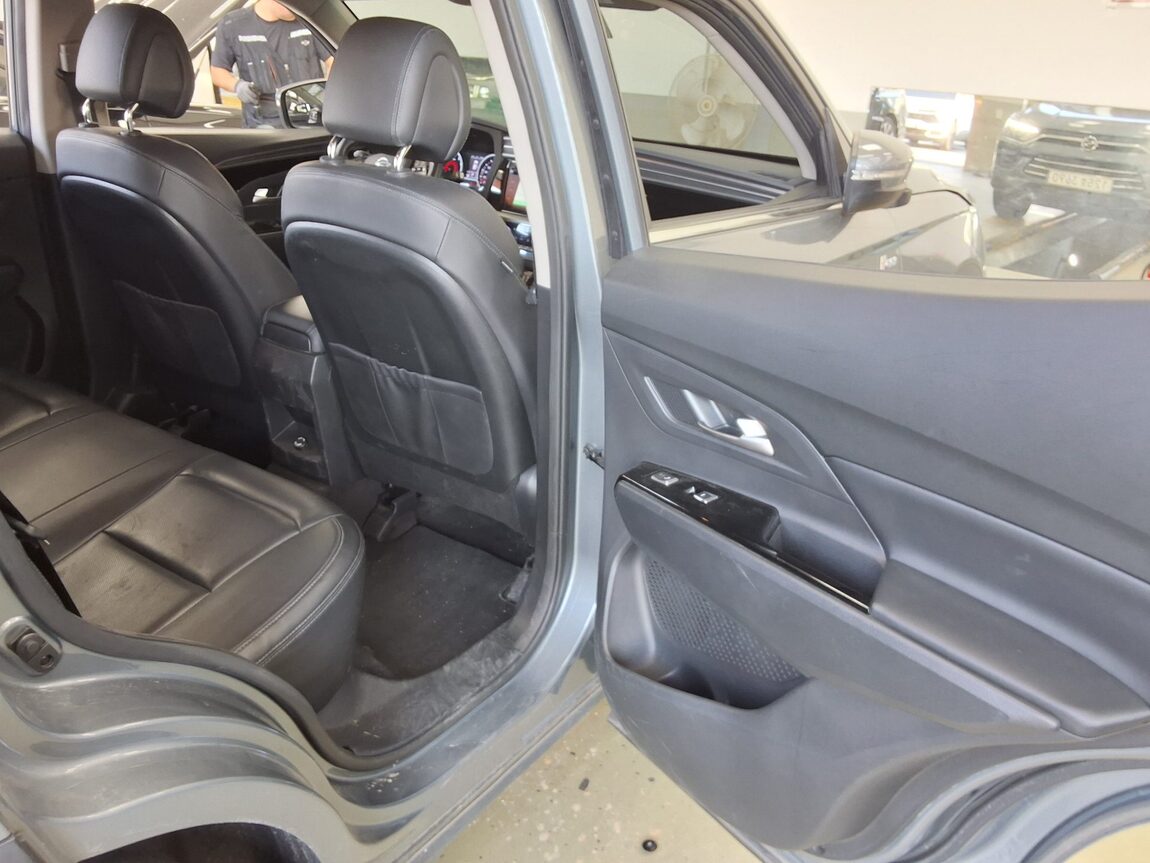 KG MOBILITY (SSANGYONG) ALL NEW KORANDO 1.5 GASOLINE 2WD C5 2023 - zdjęcie 13