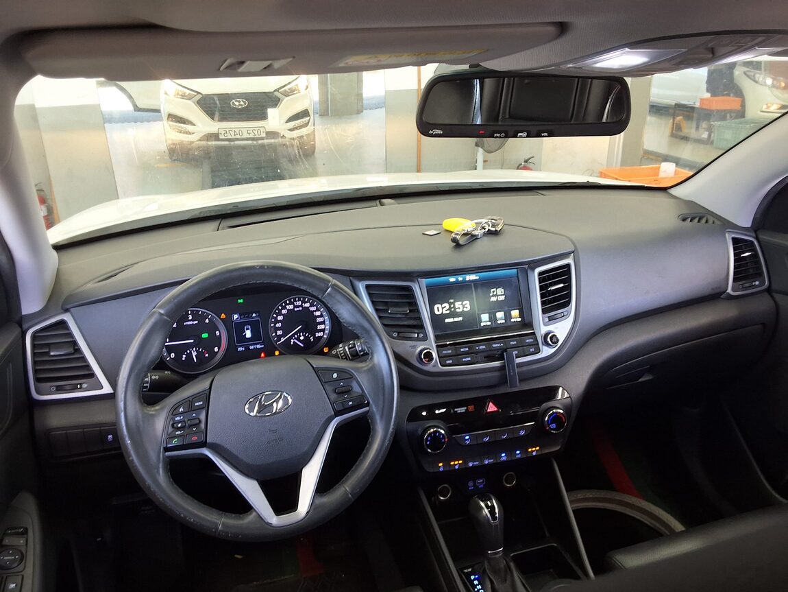 HYUNDAI ALL NEW TUCSON DIESEL 1.7 2WD STYLE FEVER 2017 - zdjęcie 11