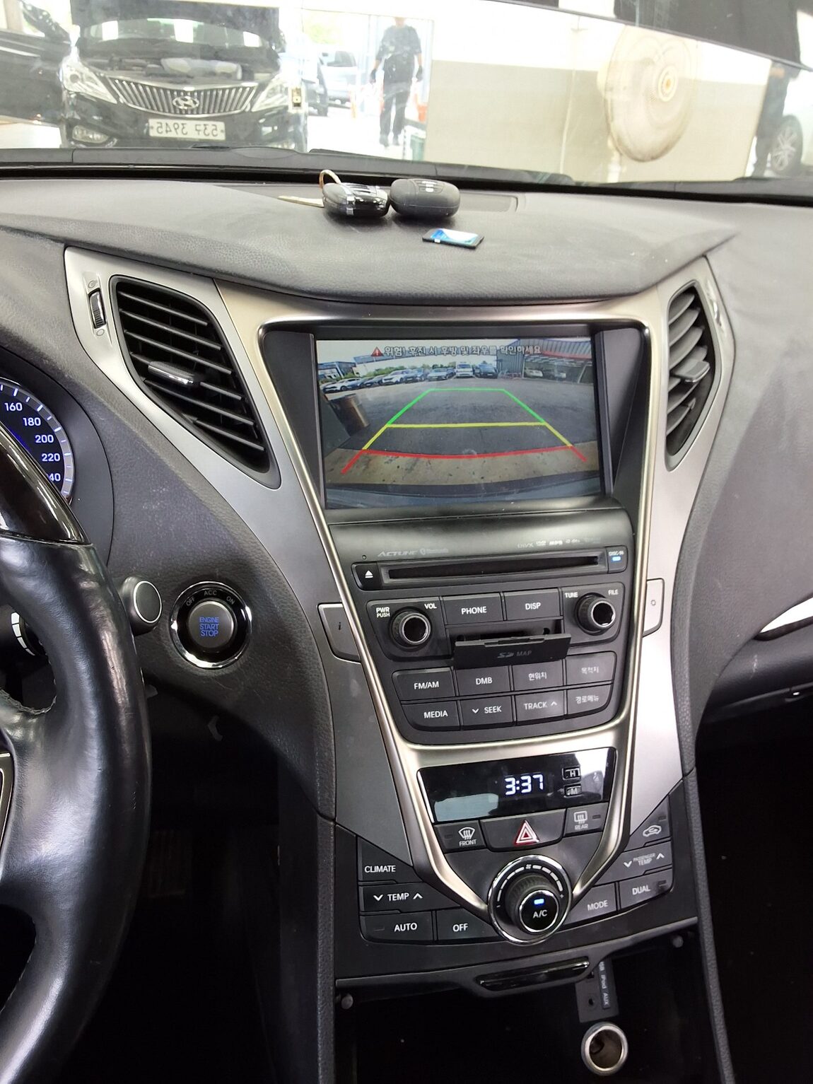 HYUNDAI GRANDEUR HG HG 300 PREMIUM 2014 - zdjęcie 17